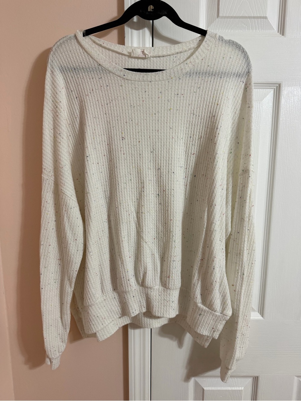 Fantastic Fawn Cream Long-Sleeve Light Weight Top